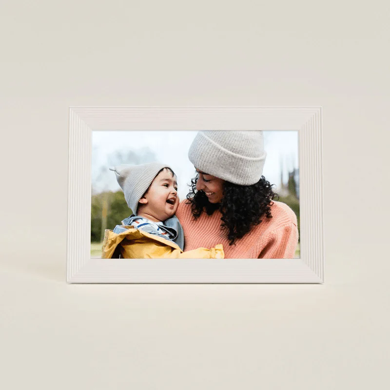 Aura Carver 10.1 Inch WiFi Digital Photo Frame | White