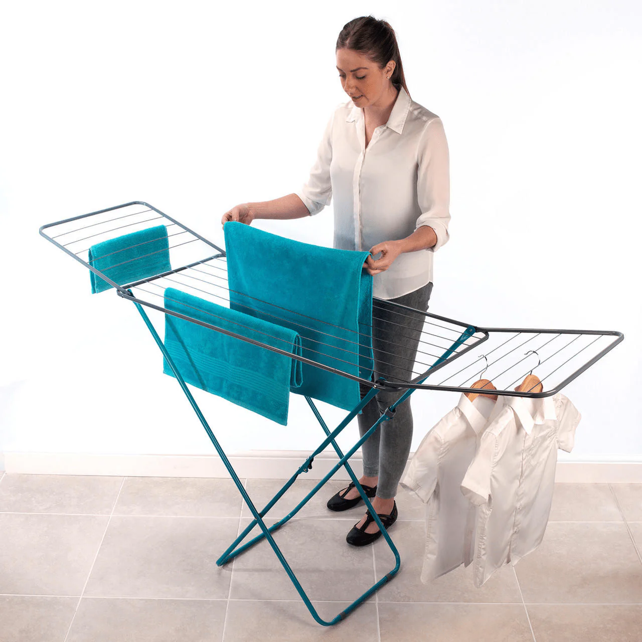 Beldray Winged Clothes Airer - Image 3