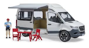 Bruder MB Sprinter Camper with Driver