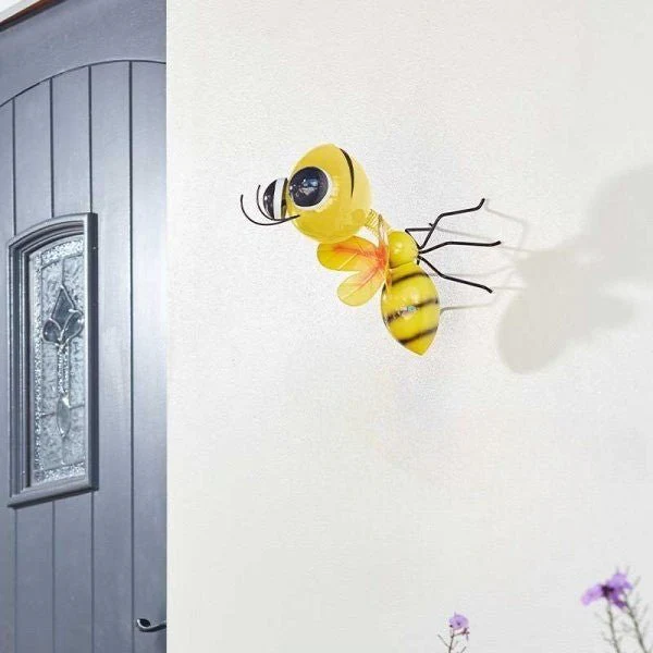 Buzee Bee Wall Hanger - Image 2