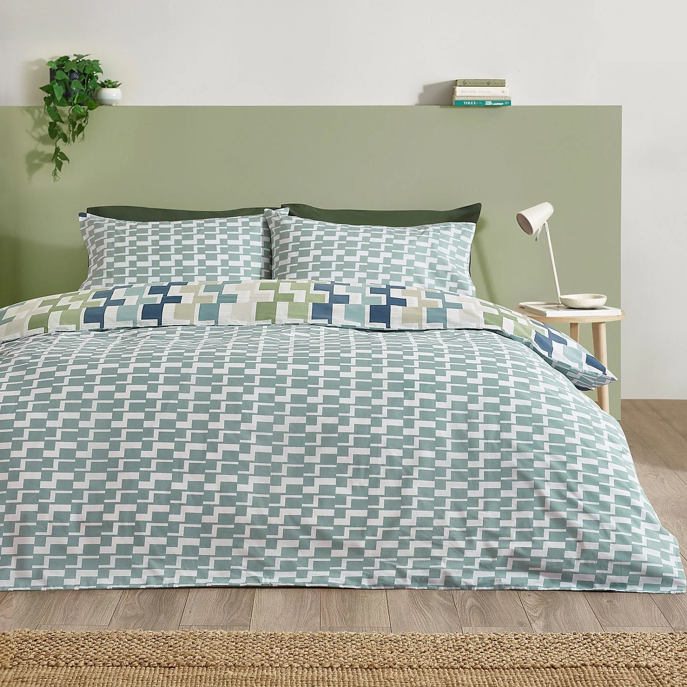 Catherine Lansfield Bryson Blue Reversible Duvet Cover Set – Double - Image 2
