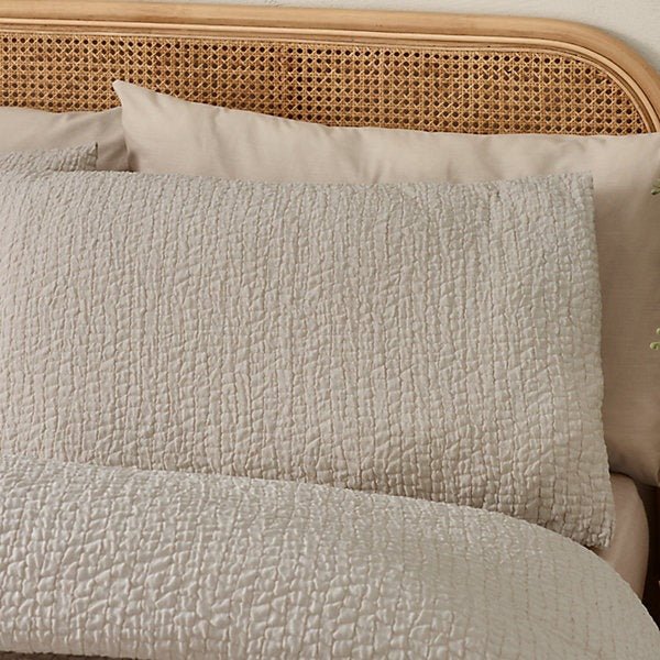 Catherine Lansfield Crinkle Seersucker Duvet Cover Set – Super King - Image 2