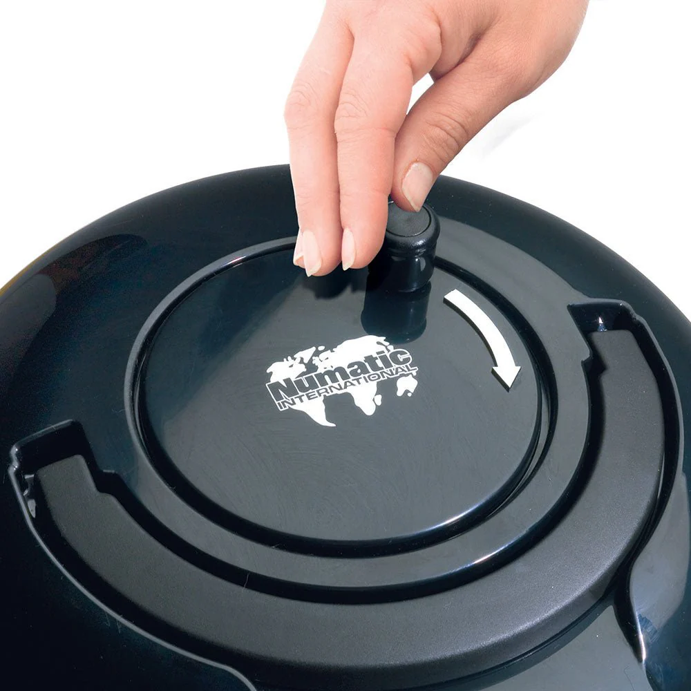 Henry HVR 200 Numatic 620W Bagged Cylinder Vacuum Cleaner 9 Litres - Image 3