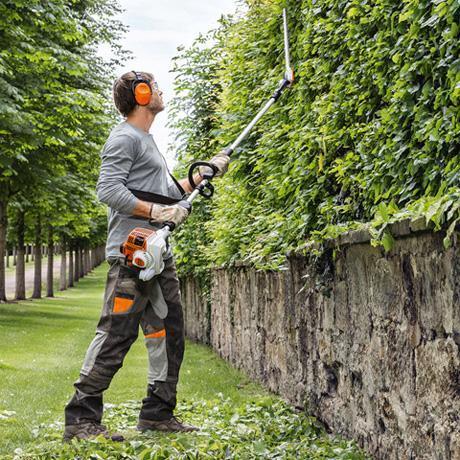 Stihl HL94 C-E Petrol Long-reach Hedge Trimmer - Image 4