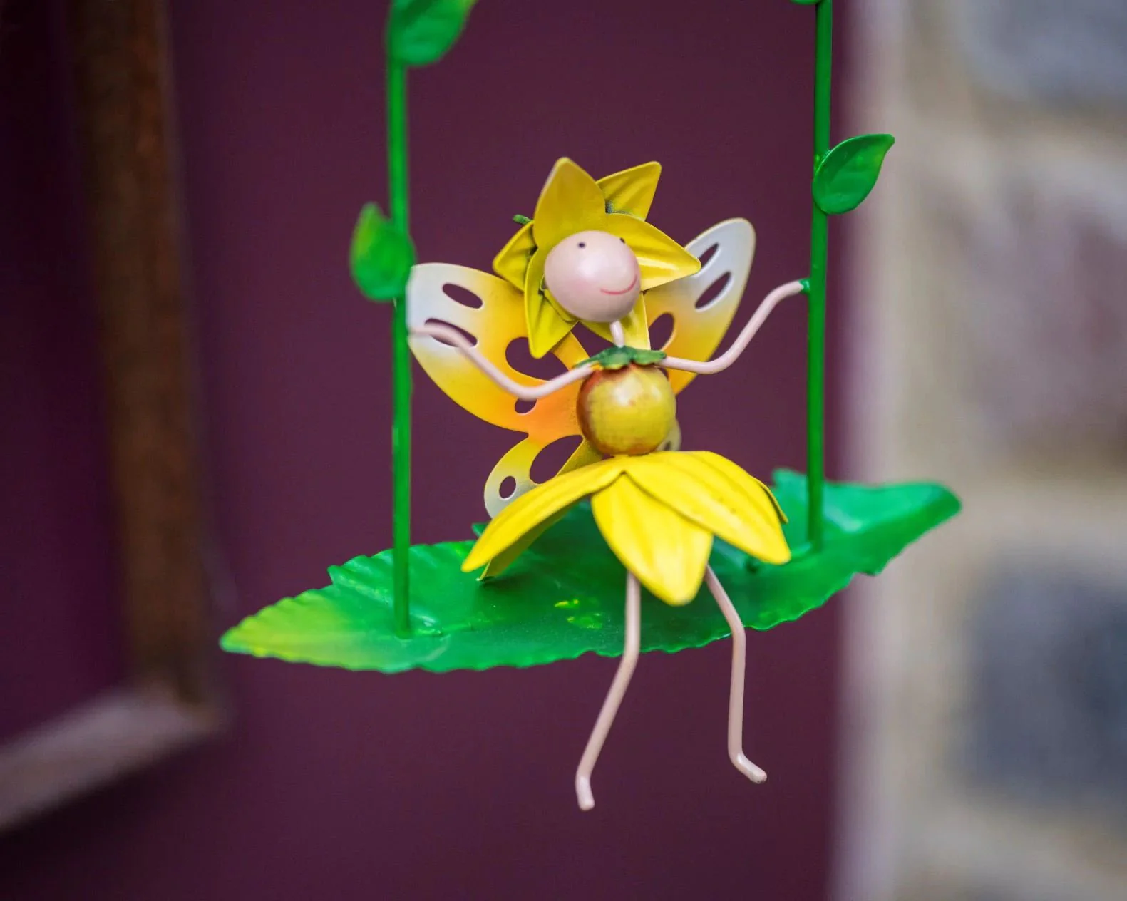 Honey Sunflower Swing - Image 2