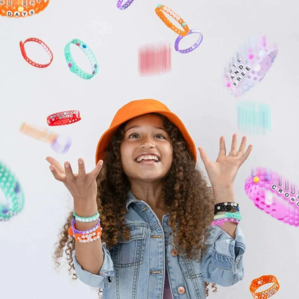 Jelly Bands Blue Raz Scented Peel Away Bracelets - Image 4