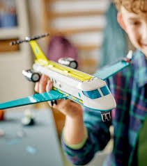 Lego 60465 City Emergency Air Ambulance Airplane - Image 3