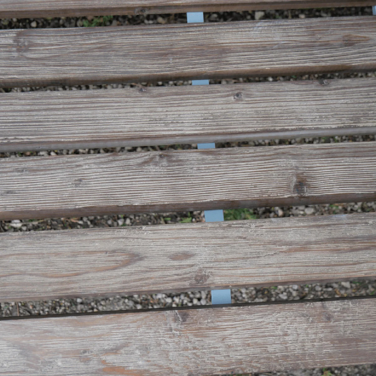 Lincoln Metal & Wood Garden Bench - Image 4