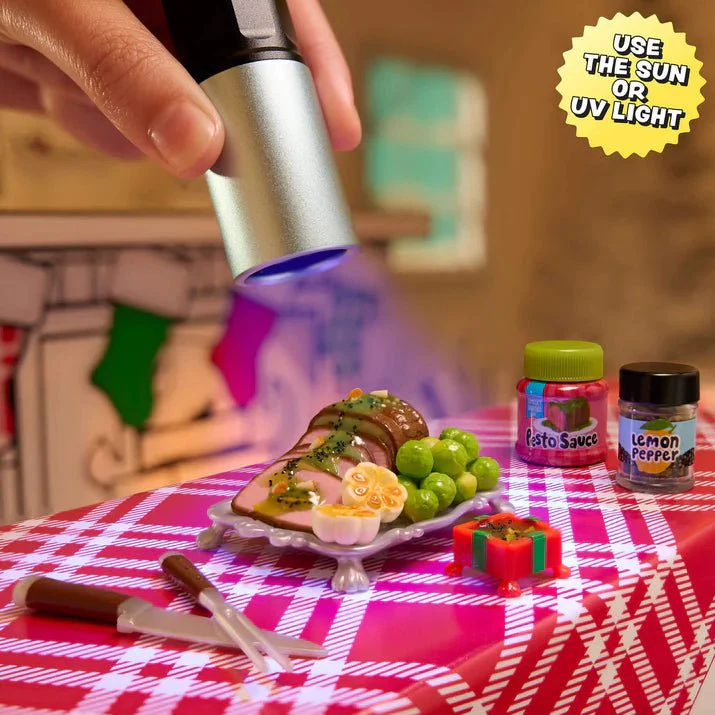 Miniverse Make It Mini Holiday - The Grinch - Image 5