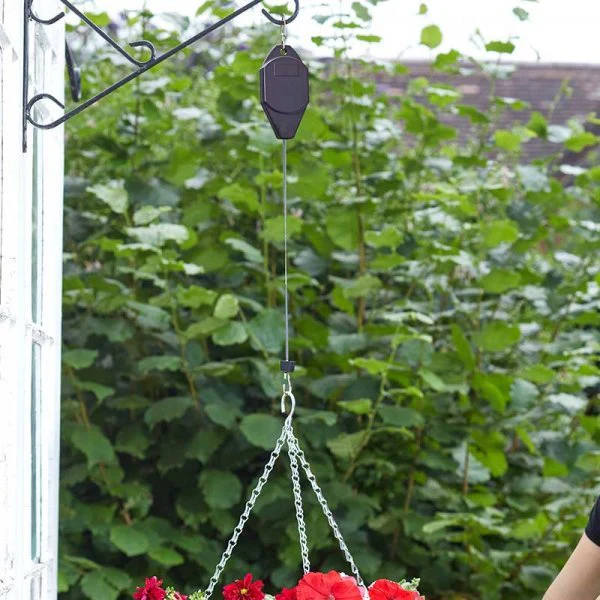 Smart Garden Easy-Up for Hanging Baskets - Image 4