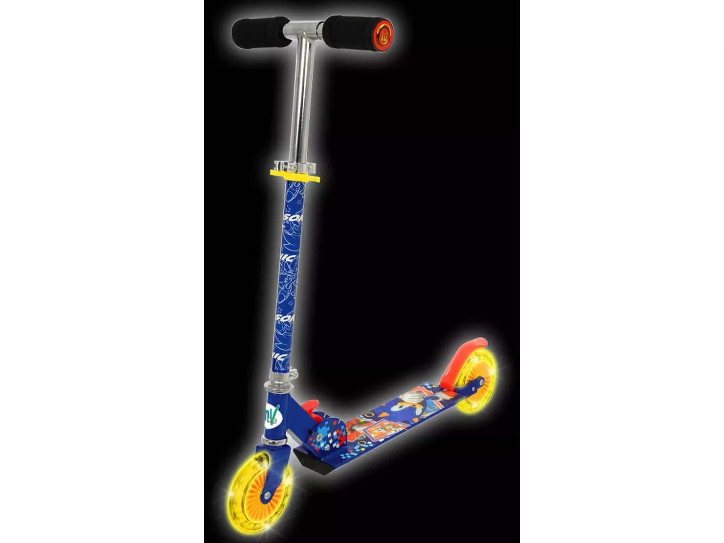 Sonic Folding Inline Scooter with Light up Wheels - Image 5