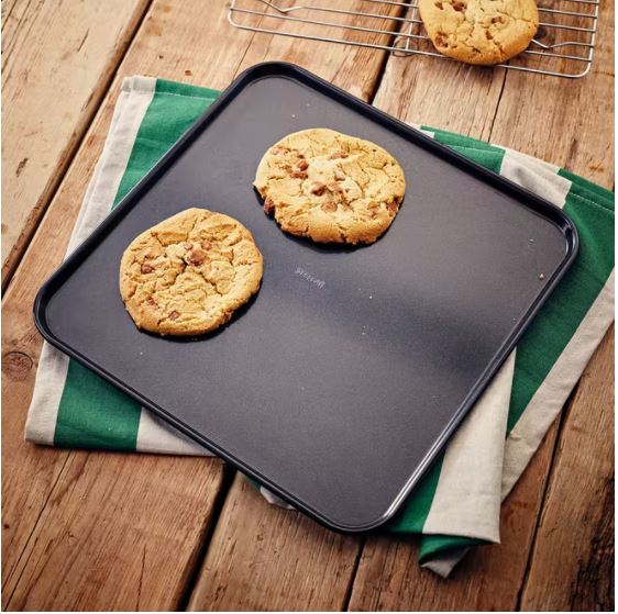 Stellar Bakeware, 32 x 32 x 2cm Baking Tray, Non-Stick. Dishwasher safe. - Image 2