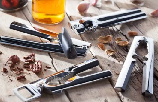 Stellar Chrome Garlic Press - Image 3