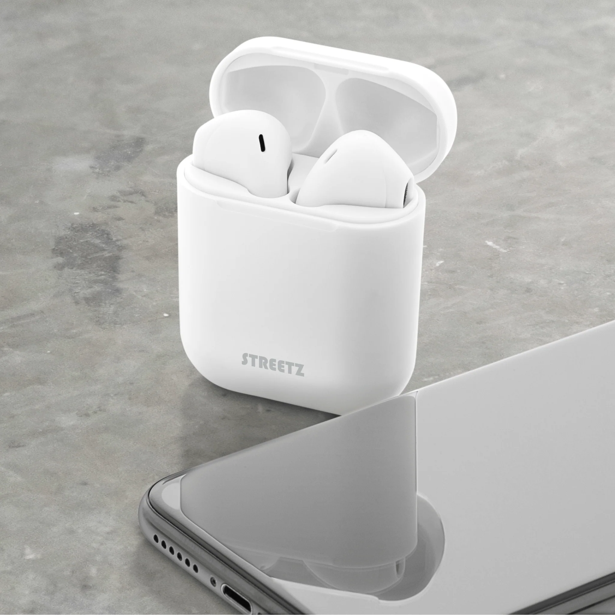 Streetz True Wireless Stereo Earbuds with Charging Case - White - Image 5