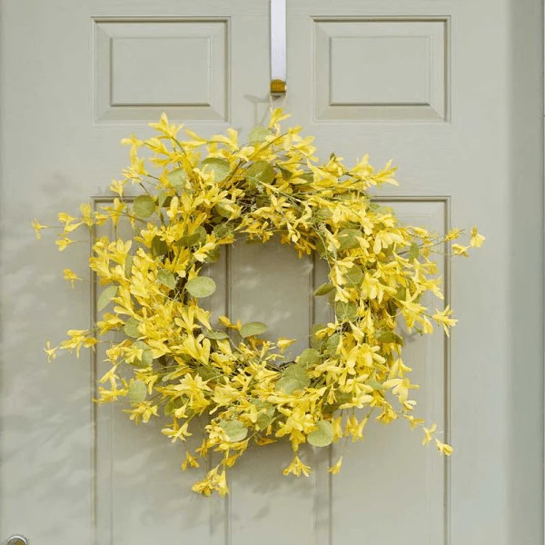 Sunshine Whirl Wreath 45cm