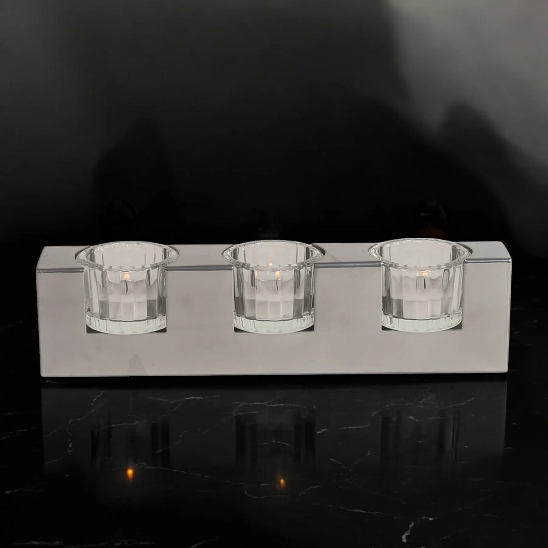 Triple Tealight Holder Silver 25cm - Image 2