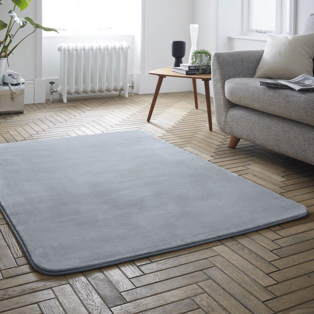 Velvet Touch Rug 100 x 150cm Silver