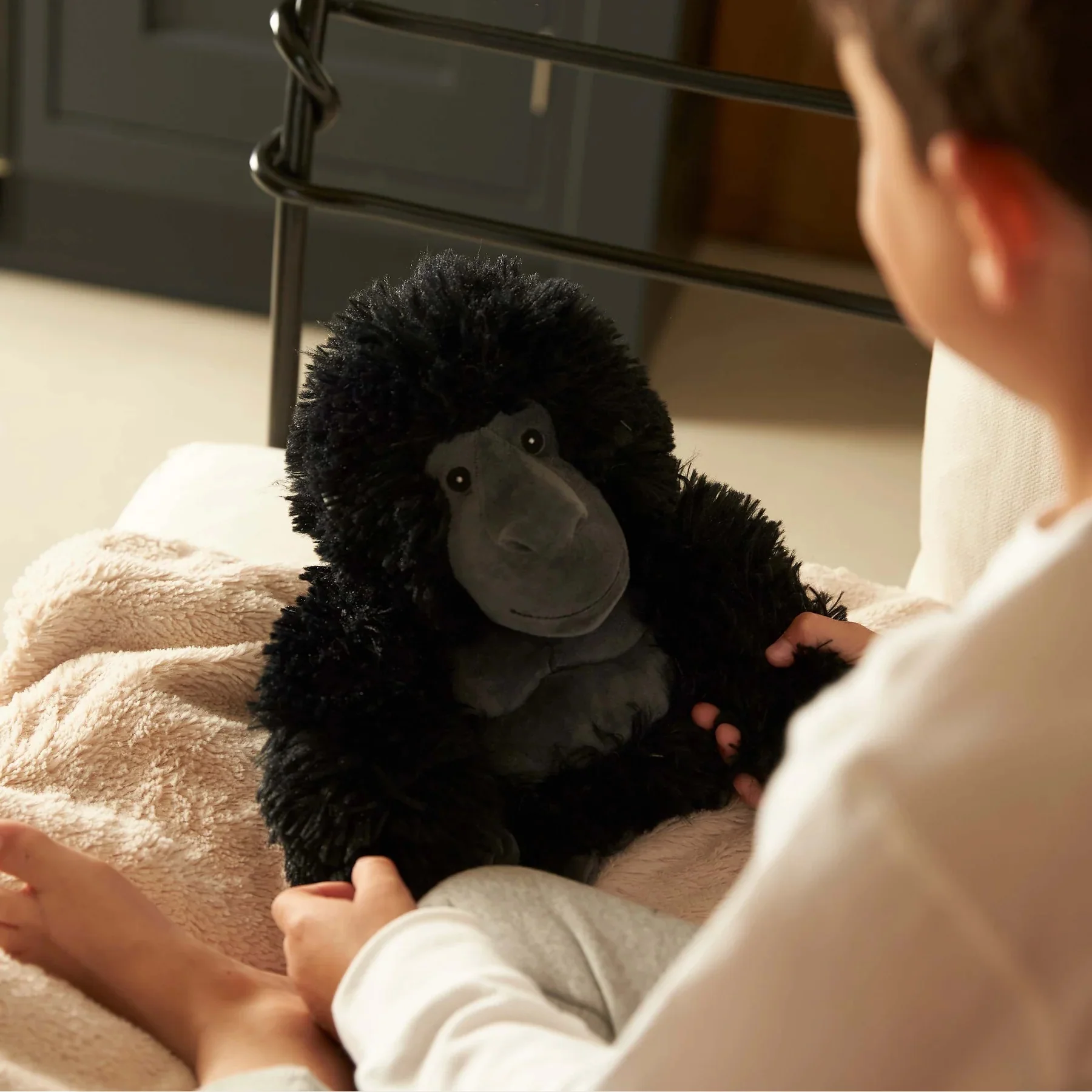 Warmies Gorilla Microwavable - Image 5